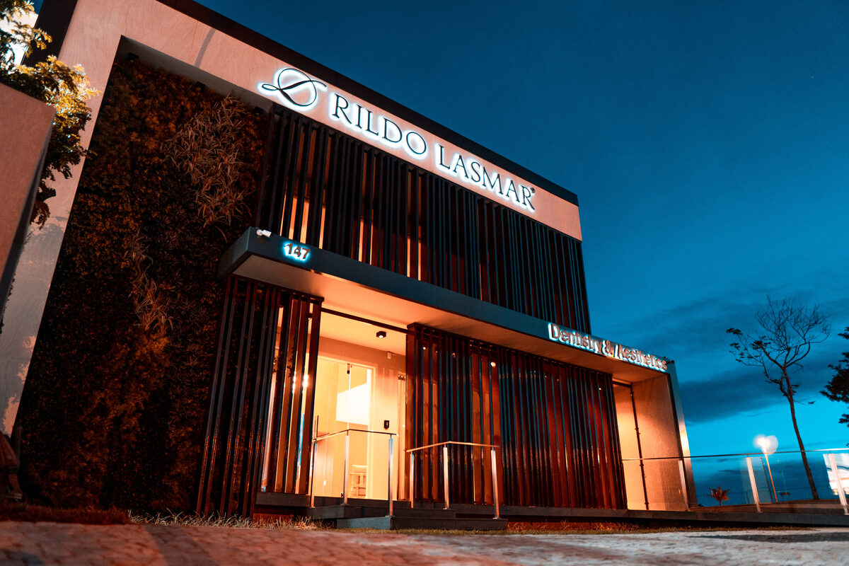 Dr. Rildo Lasmar — Cirurgião-Dentista